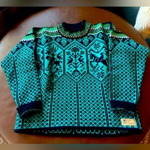 Dale of Norway 1994 Sweater in Pristine Condition. Size Medium